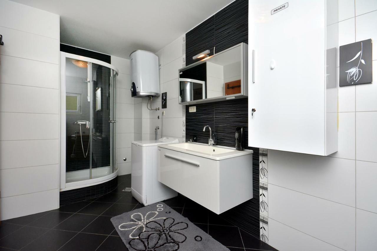 Beach Apartman Petra Podstrana Exteriér fotografie