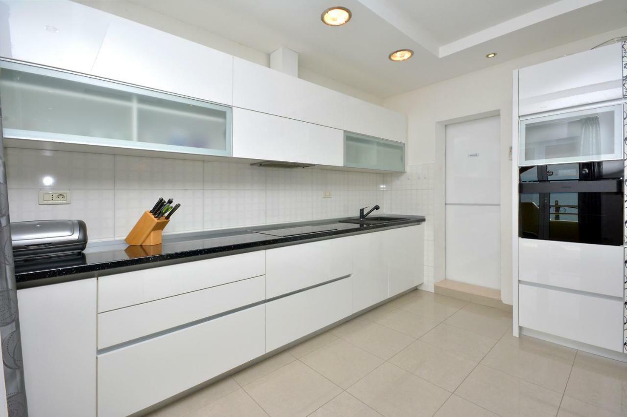 Beach Apartman Petra Podstrana Exteriér fotografie